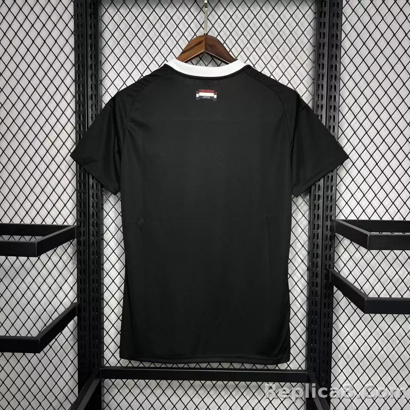 24-25 Manchester United Black Goal Keeper Shirt - detail