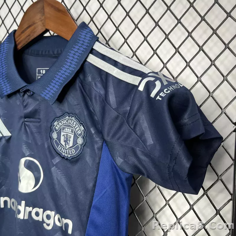 24-25 Manchester United Away Kids Jersey+Shorts - detail
