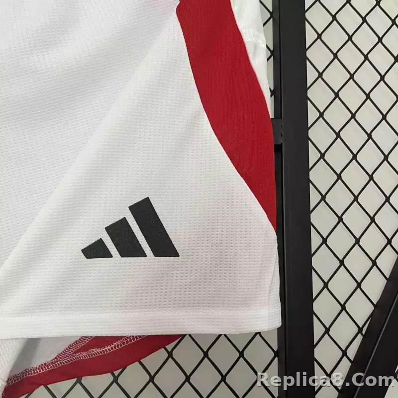 24-25 Manchester United Home Soccer Shorts - detail