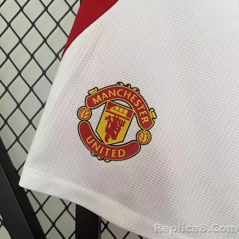 24-25 Manchester United Home Soccer Shorts - detail