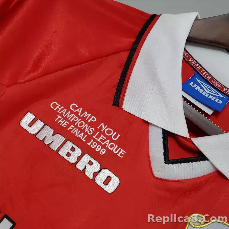 1999-2000 Manchester United Home Retro Jersey Long Sleeve - detail