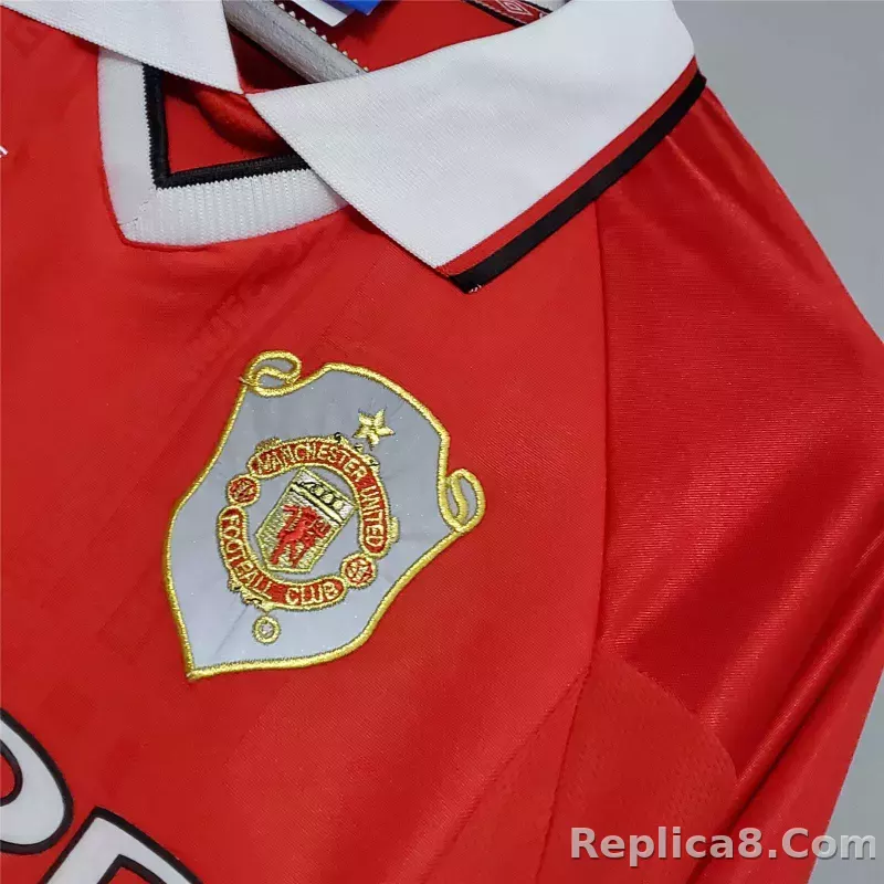 1999-2000 Manchester United Home Retro Jersey Long Sleeve - detail