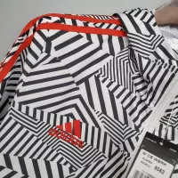 2021/2022 Manchester United Jersey Windbreaker Black-White Stripes - view 5