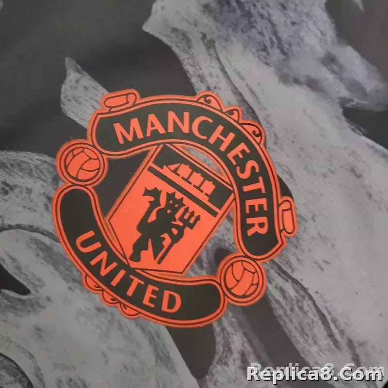 2021/2022 Manchester United Jersey Windbreaker Black And Grey Camouflage - detail