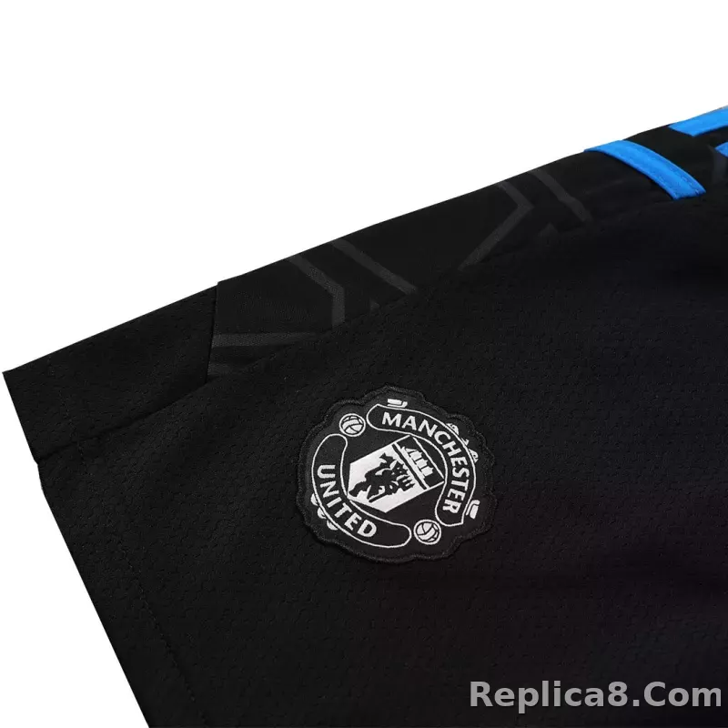 Manchester United Sleeveless Training Kit (Top+Shorts) Black 2022/23 - detail