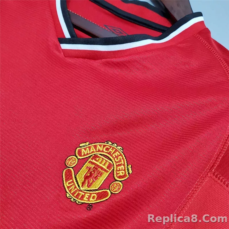 00-02 Manchester United Home Retro Jersey - detail