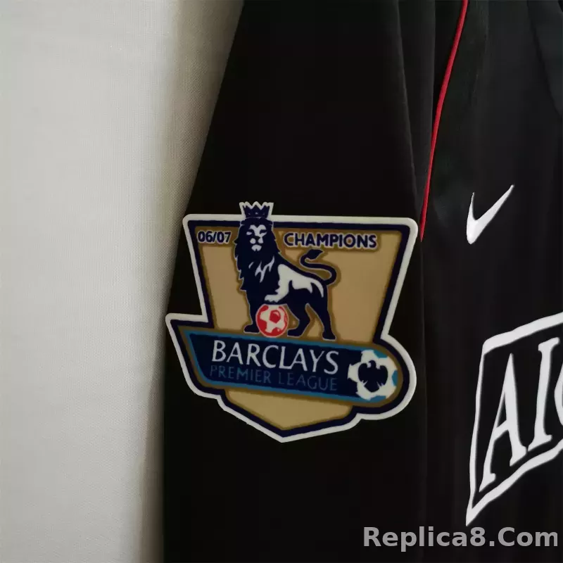 07-08 Manchester United Away Retro Jersey - detail