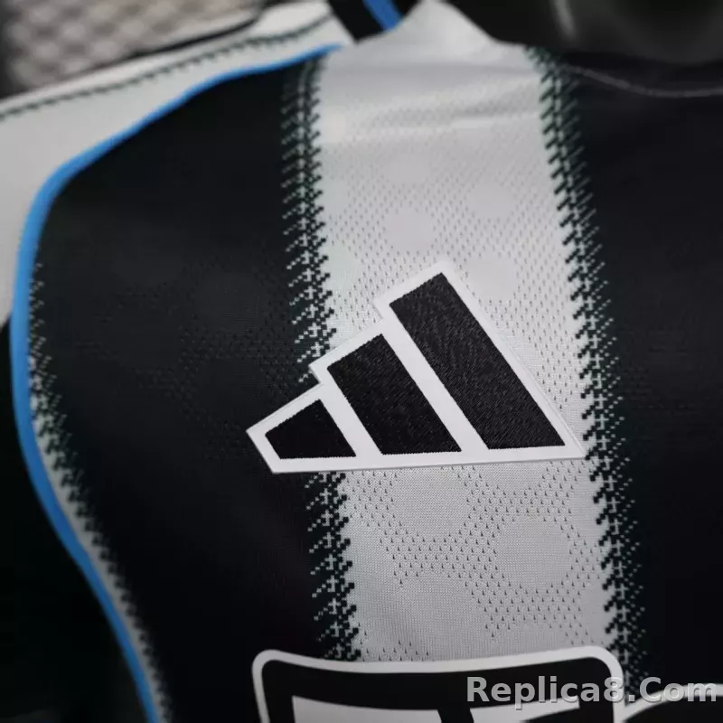 25-26 Newcastle United Home Soccer Jersey Player Version - detail