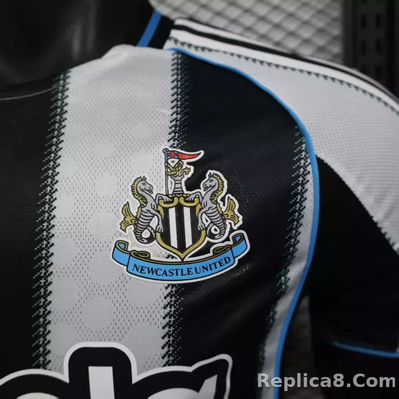 25-26 Newcastle United Home Soccer Jersey Player Version - detail