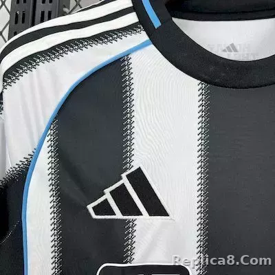25-26 Newcastle United Home Soccer Jersey - detail