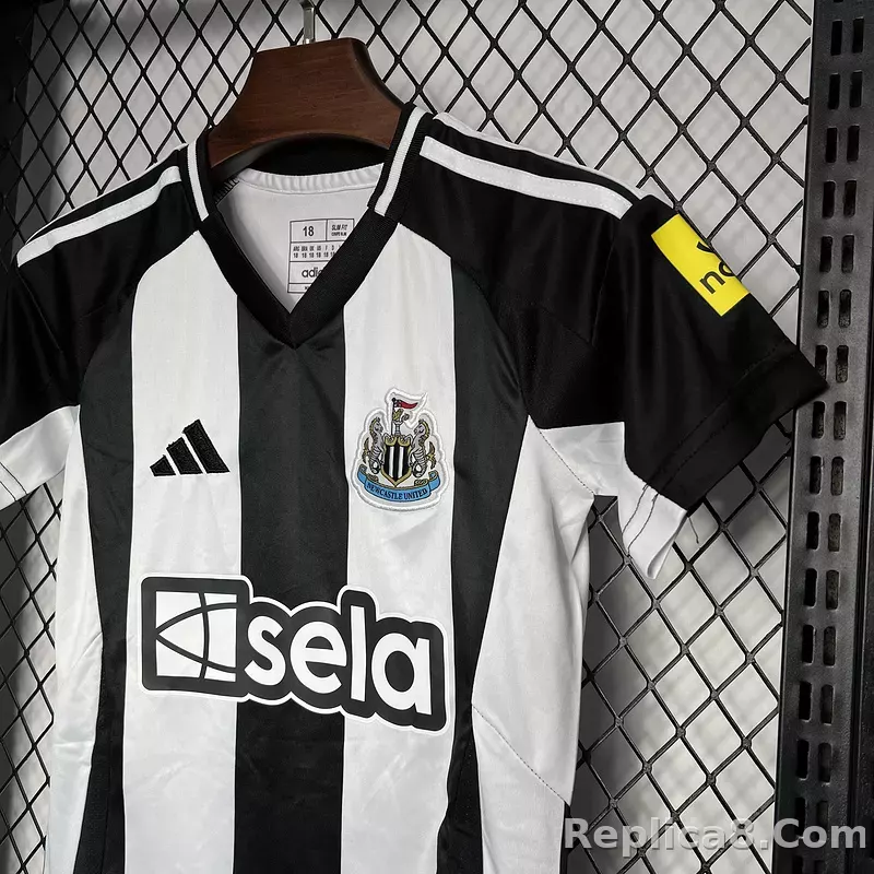 24-25 Newcastle United Home Soccer Kids Kit Jersey+Shorts - detail