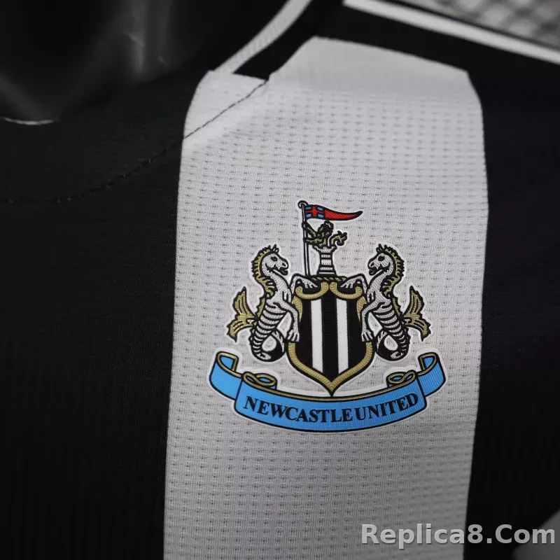 24-25 Newcastle United Home Soccer Jersey Player Version - detail