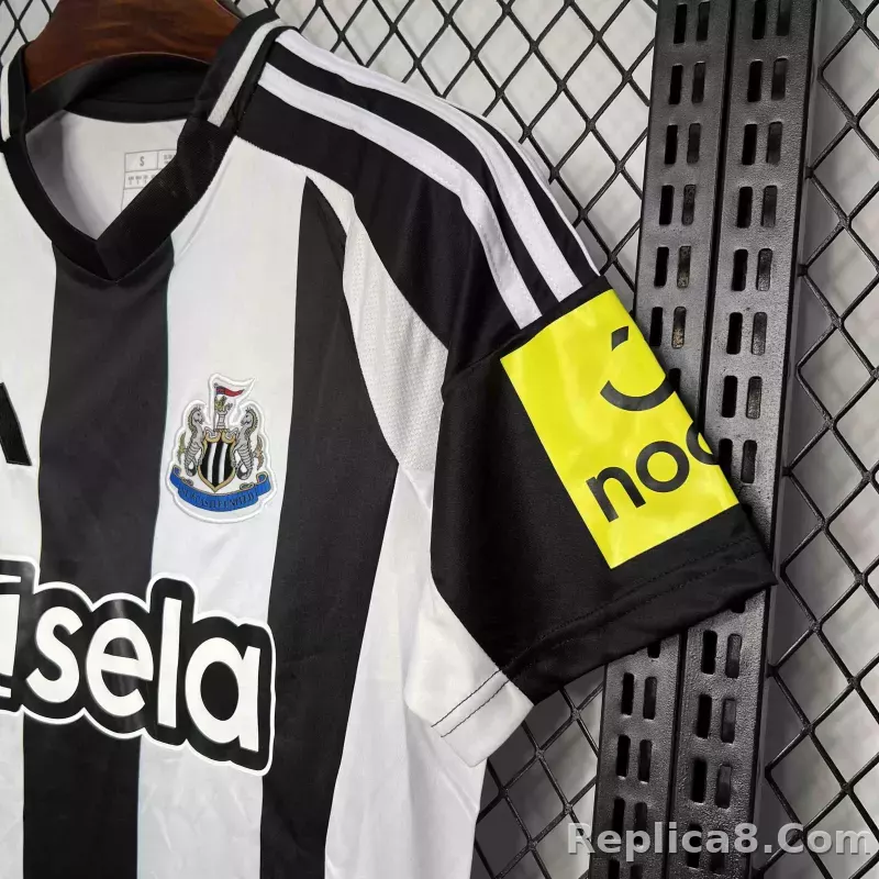 24-25 Newcastle United Home Soccer Jersey - detail