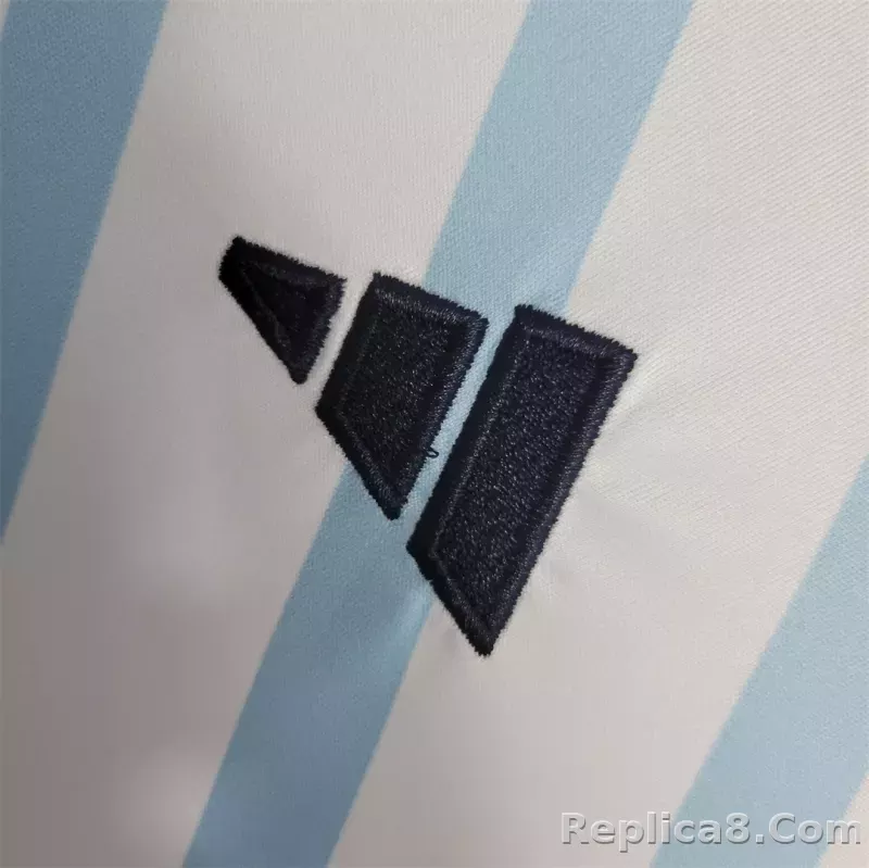 23-24 Nottingham Forest Away Jersey - detail