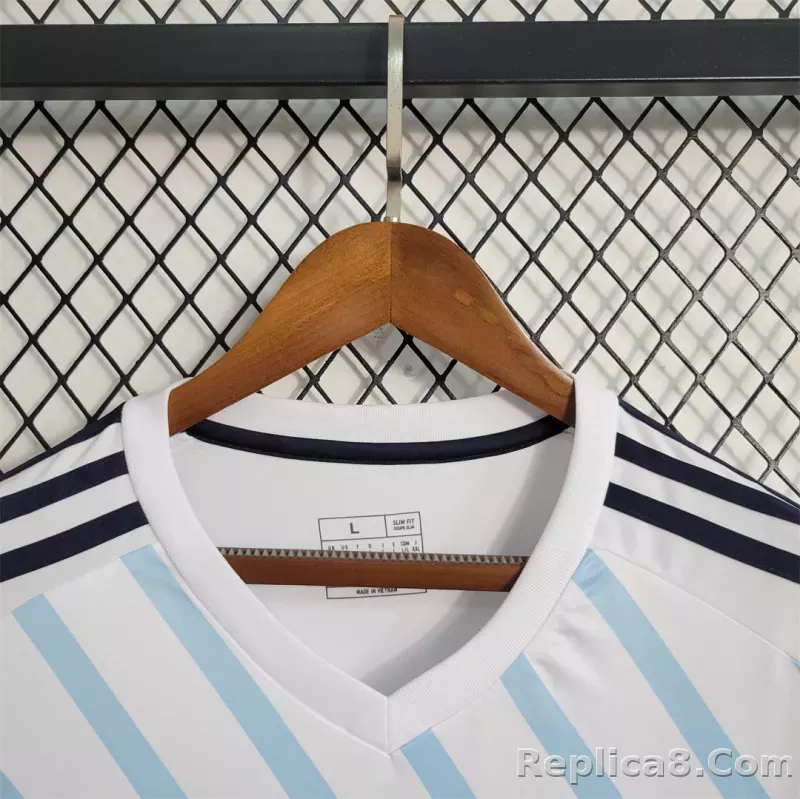 23-24 Nottingham Forest Away Jersey - detail
