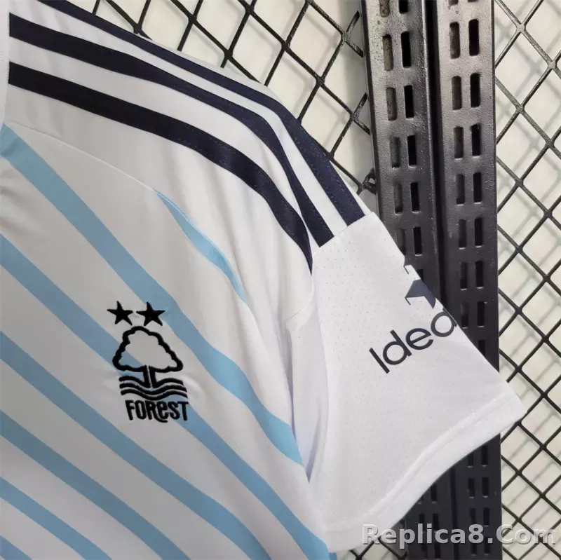 23-24 Nottingham Forest Away Jersey - detail