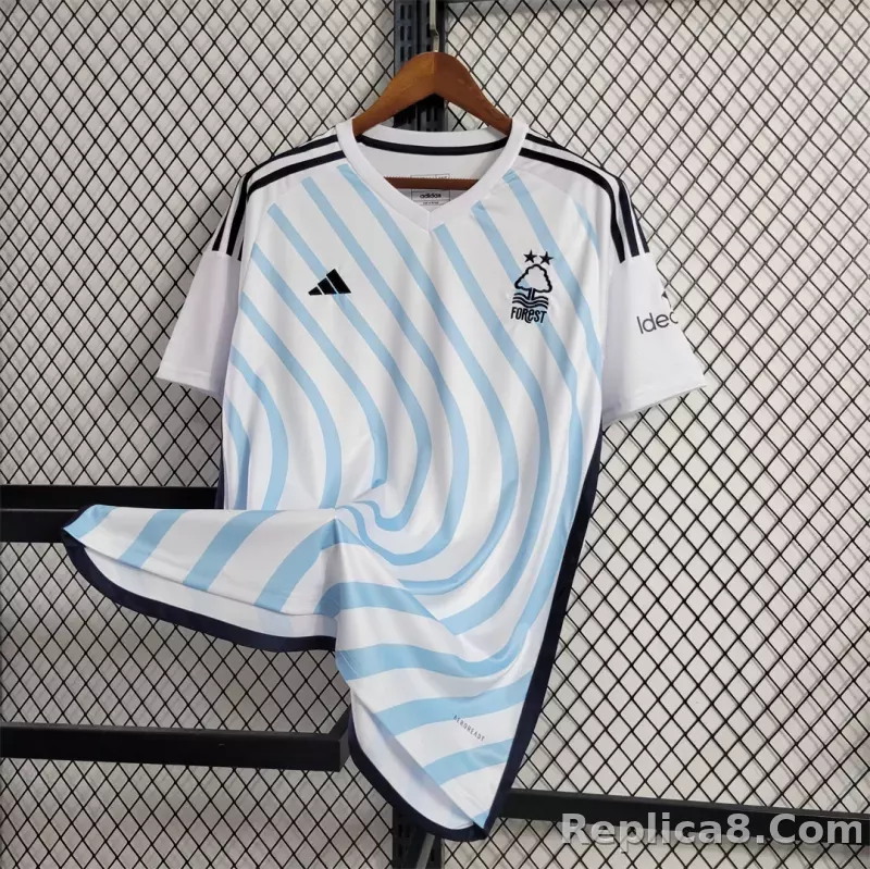 23-24 Nottingham Forest Away Jersey - detail