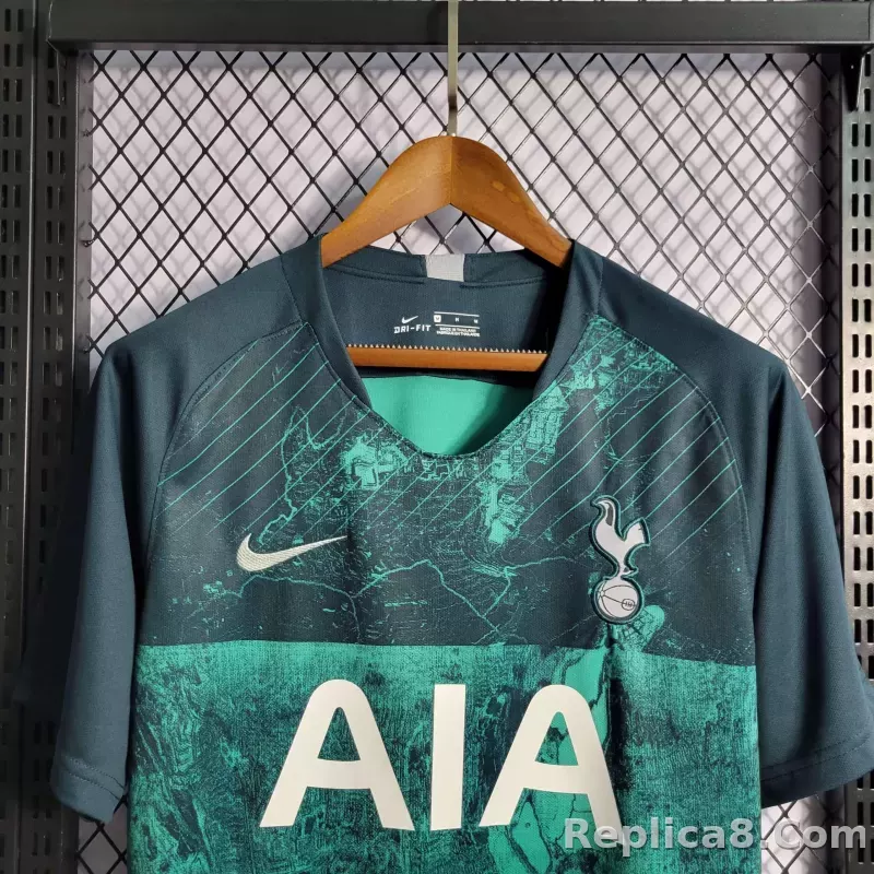2018-19 Tottenham Hotspur Third Away Retro Jersey - detail