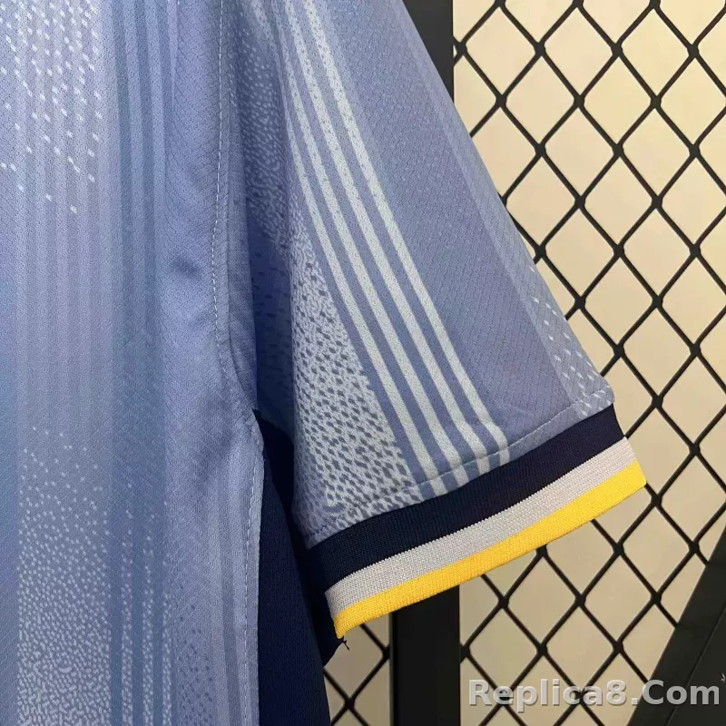 24-25 Tottenham Hotspur Away - detail