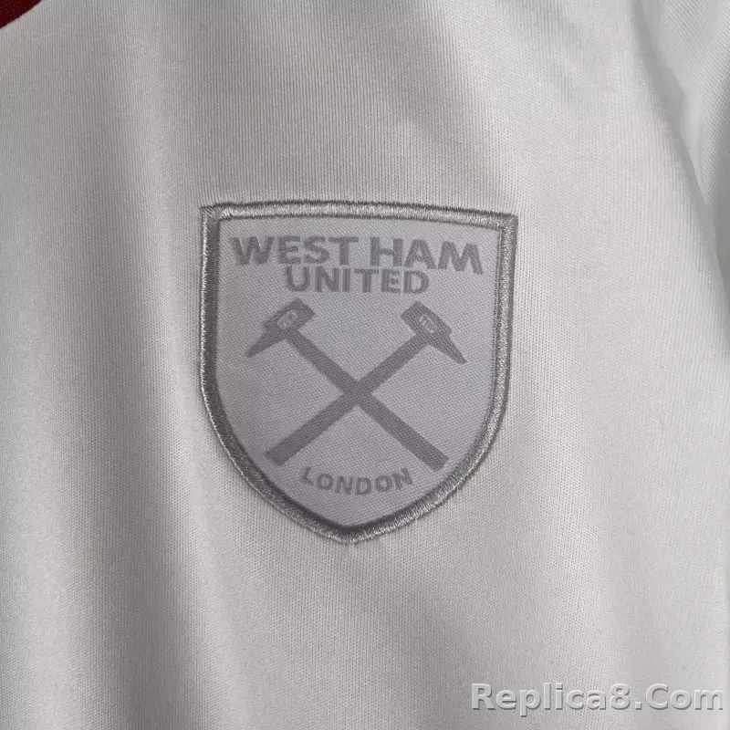 23-24 West Ham United Kids Kit Jersey+Shorts - detail