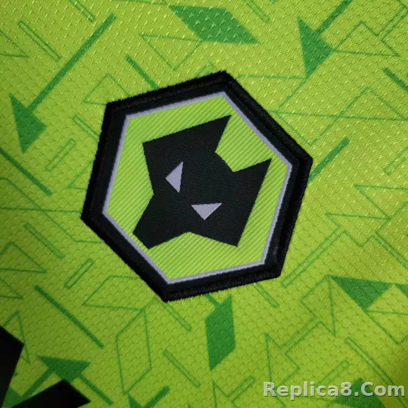 23-24 Wolves Jersey Goalkeepe Fan Version - detail
