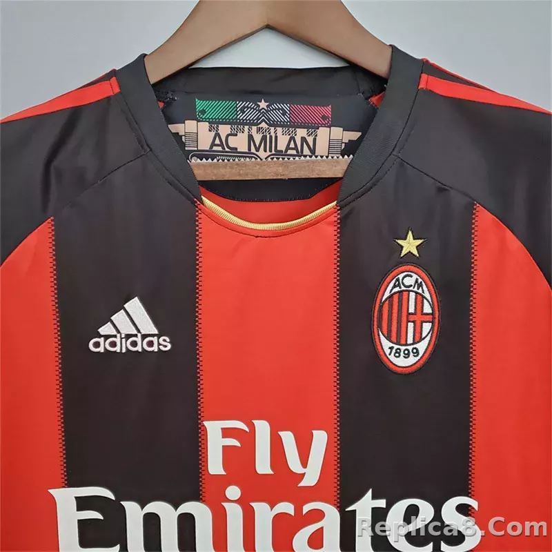 2010-11 AC Milan  Retro Jersey Home - detail