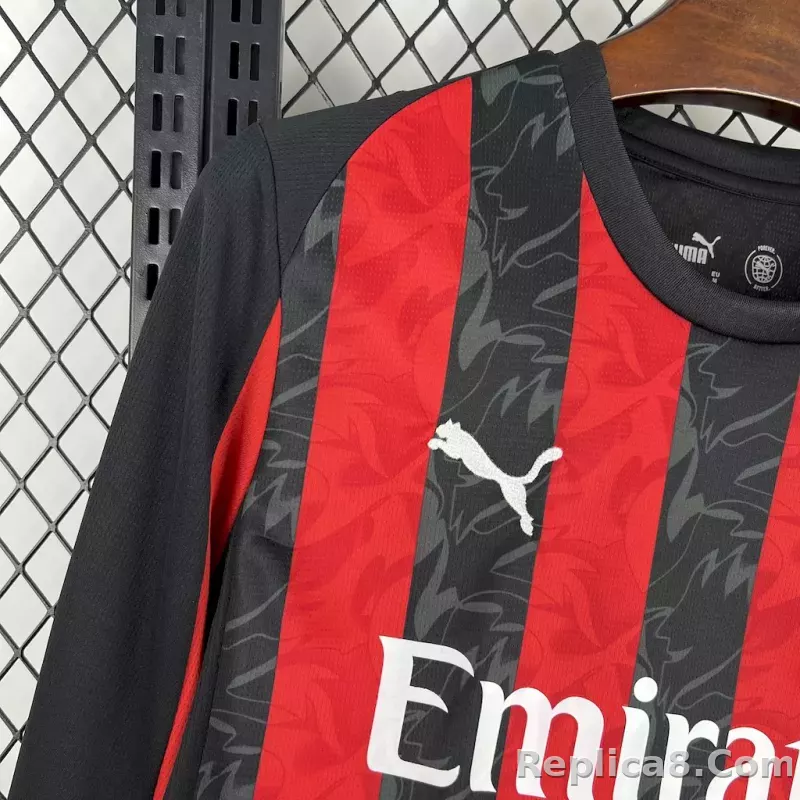 25-26 AC Milan Home Soccer Jersey Red Long Sleeve - detail