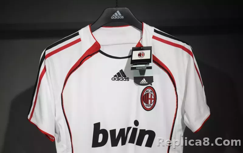 AC Milan Retro Jersey Away Player Version 2006/07 - detail
