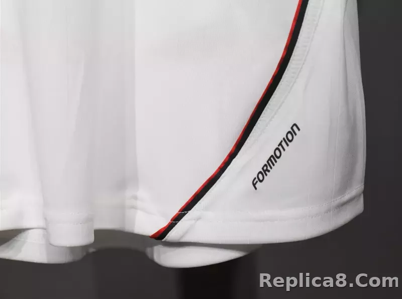 AC Milan Retro Jersey Away Player Version 2006/07 - detail