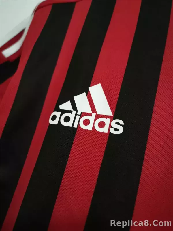 2011-12 AC Milan  Retro Jersey Home - detail