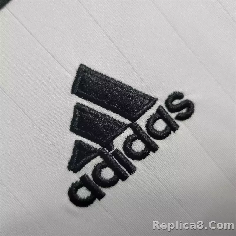AC Milan UCL Final Retro Jersey Away 2006/07 - detail