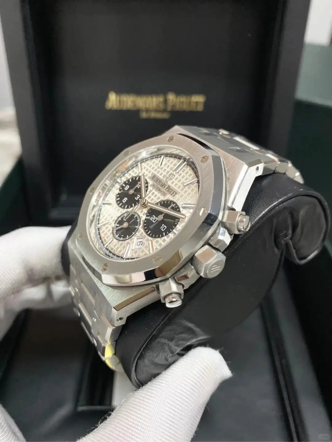 Audemars Piguet Royal Oak Selfwinding Chronograph Silver 26331ST.OO.1220ST.03 - view 6