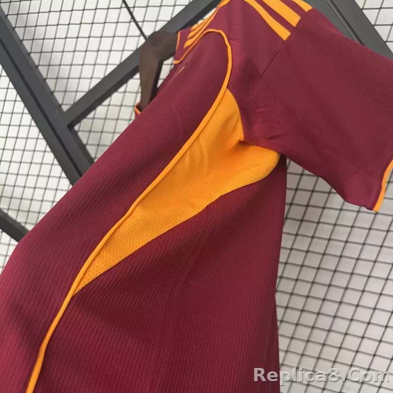 25-26 AS Roma Home Soccer Jersey - detail