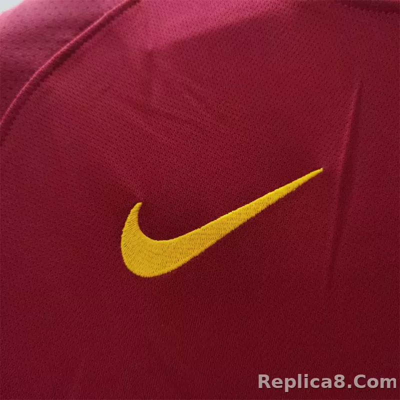 17-18 AS Roma Retro Jersey - detail