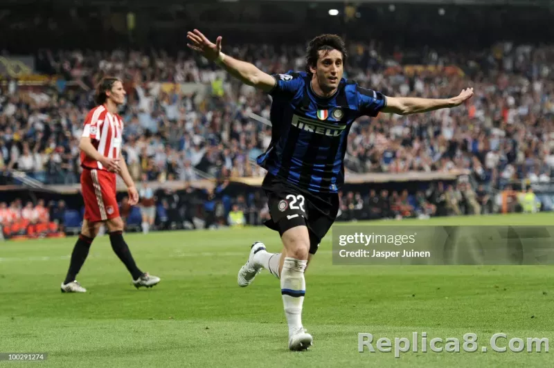 09-10 Inter Milan Retro Jersey Home Player Edition - detail