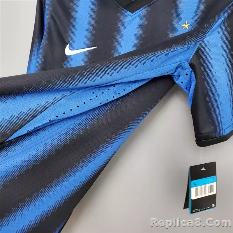 10-11 Inter Milan Retro Jersey Home - detail