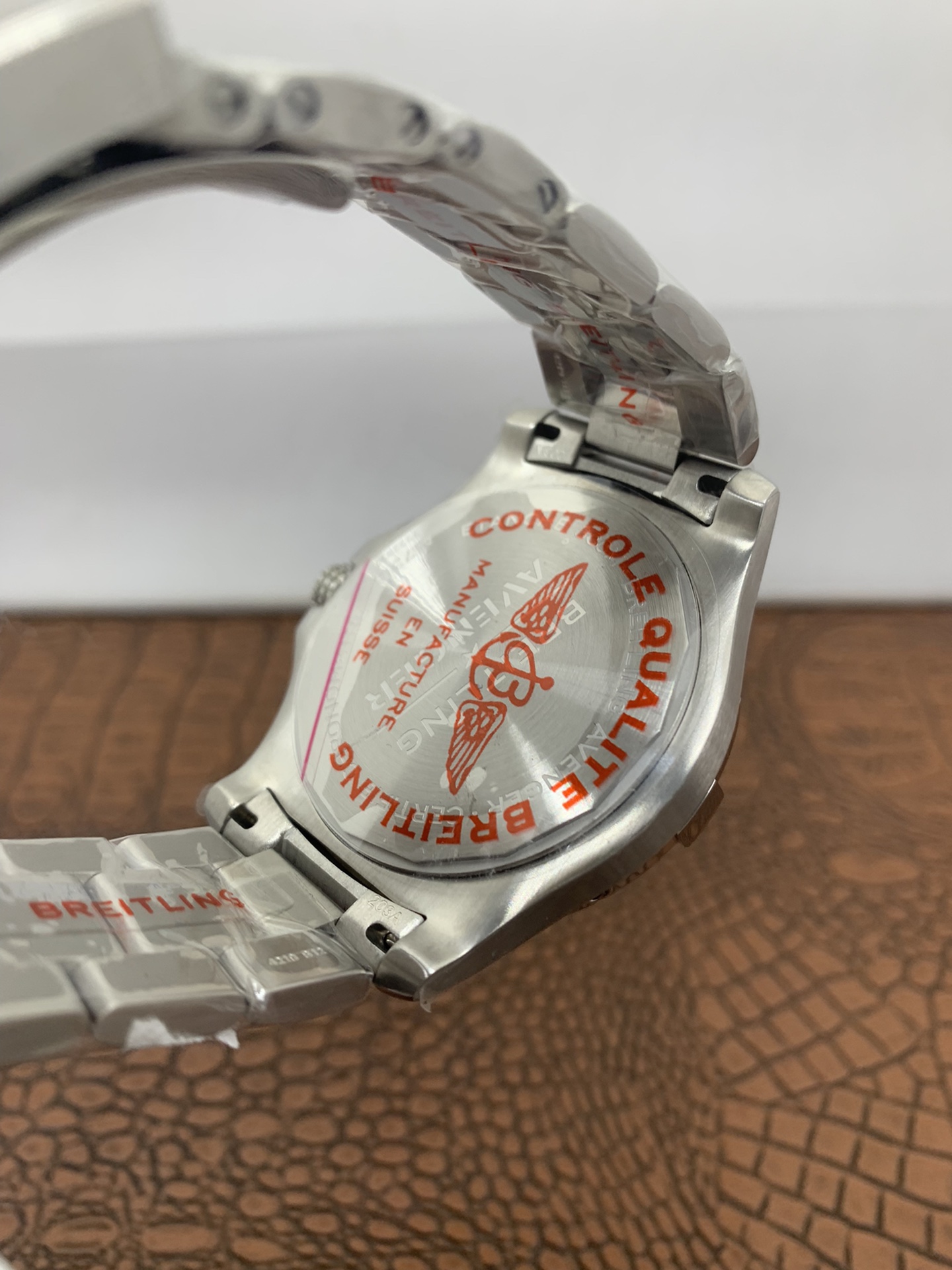 Breitling Avenger Automatic 43 A17318101C1A1 - gallery