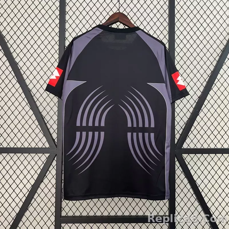 01-02 Juventus Goalkeeper Retro Soccer Jersey - detail