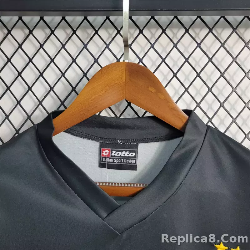 01-02 Juventus Away Retro Soccer Jersey - detail