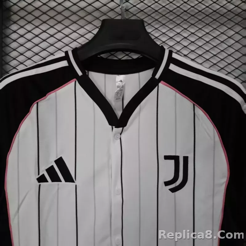 25-26 Juventus Basebal Soccer Jersey - detail