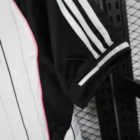 25-26 Juventus Basebal Soccer Jersey - view 4