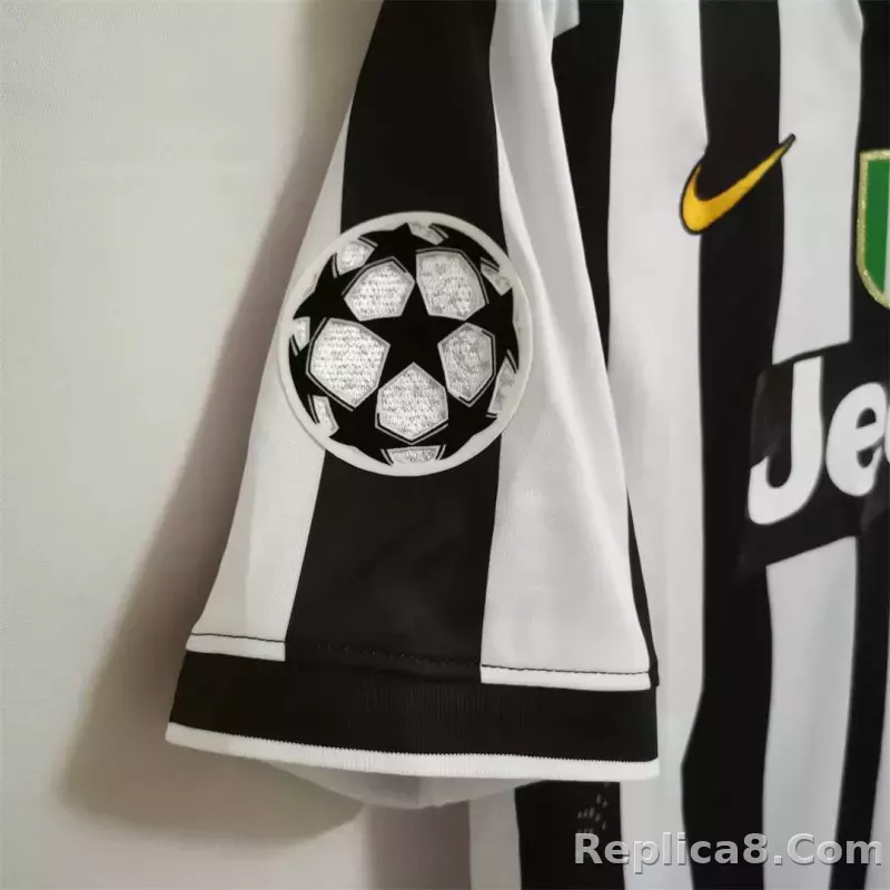 14-15 Juventus Home Retro Soccer Jersey - detail