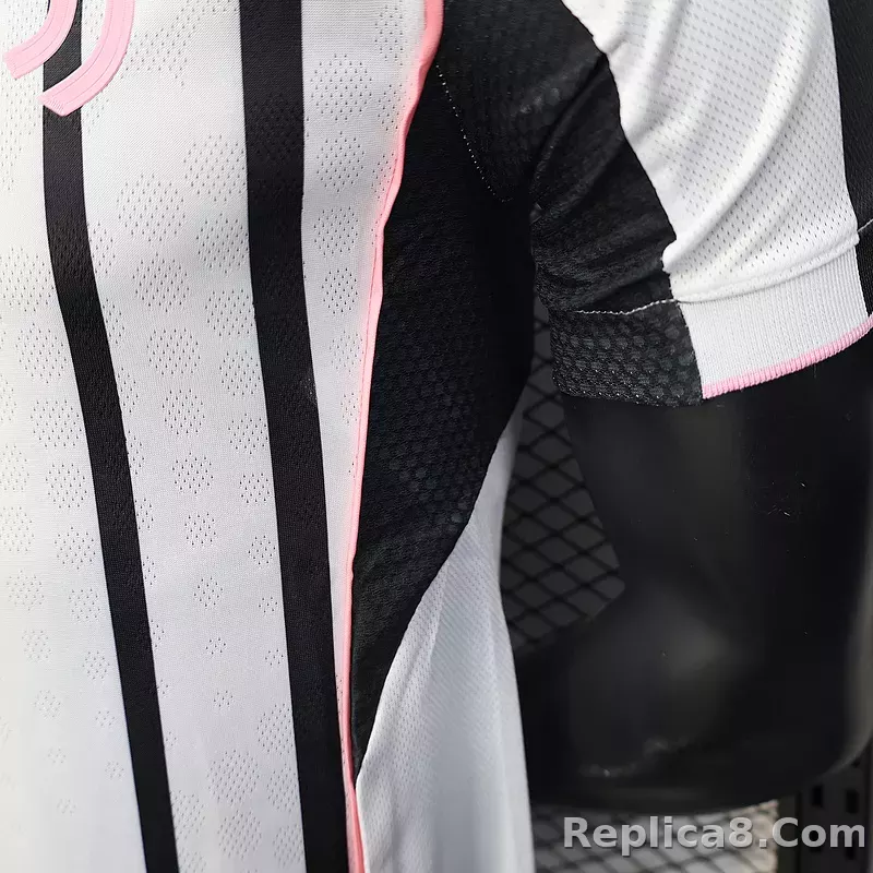 25-26 Juventus Home Soccer Jersey Player Version - detail