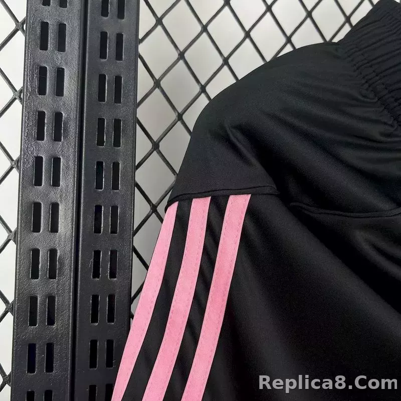 25-26 Juventus Home Soccer Shorts - detail