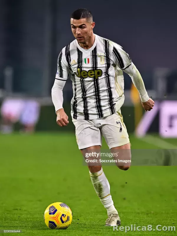 20-21 Juventus Home Retro Jersey Player Version - detail