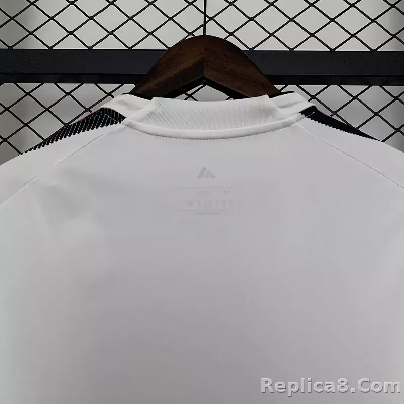 25-26 Juventus Home Soccer Jersey - detail