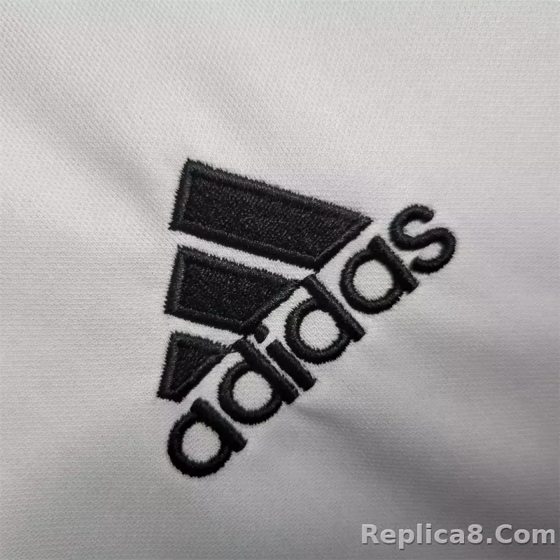 19-20 Juventus Retro Jersey Home - detail