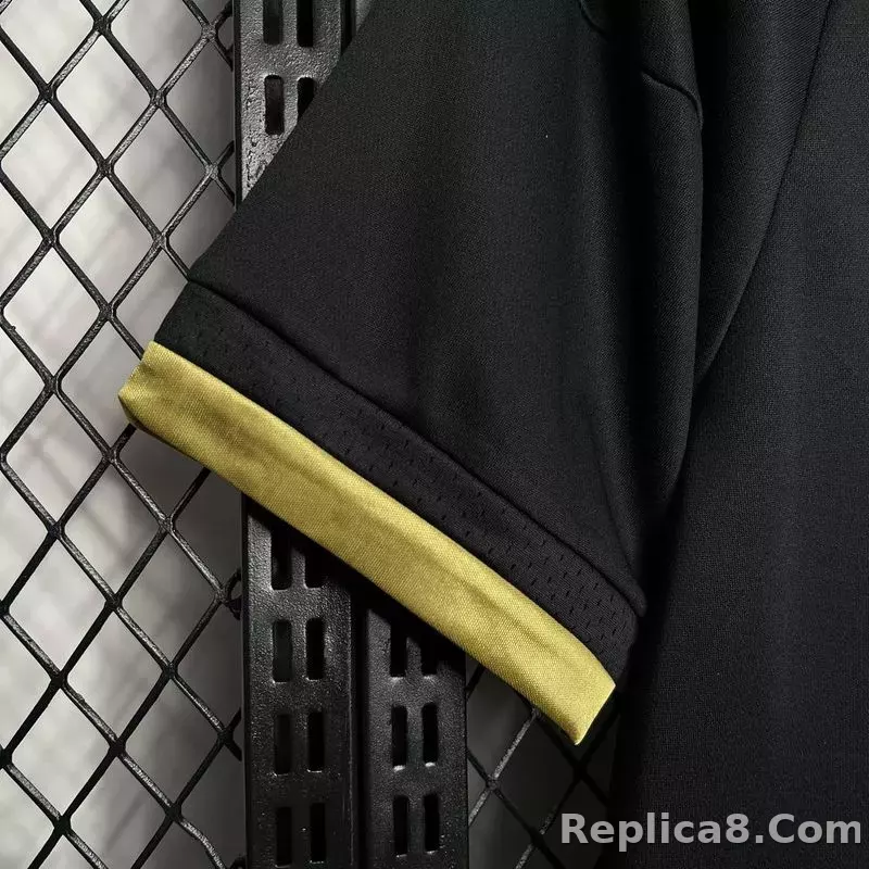 15-16 Juventus Retro Jersey Third Away - detail