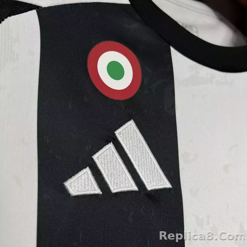 24-25 Juventus Home with Save the Children Sponsor Soccer Jersey - detail