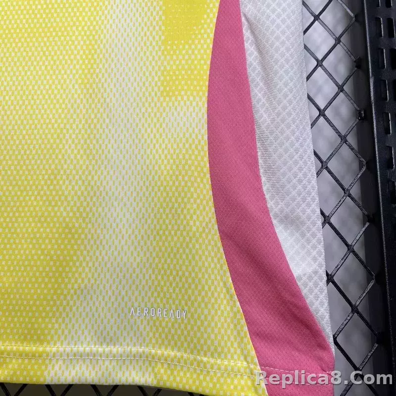 24-25 Juventus Away Soccer Jersey - detail